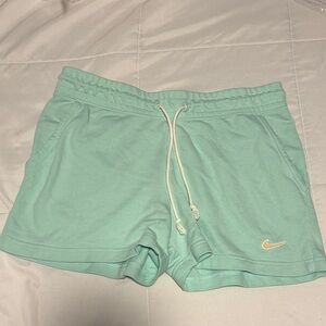 Nike Women's Cotton Athletic Shorts, Size M, Like new
